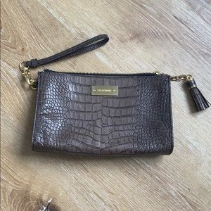 Brahmin brown wristlet